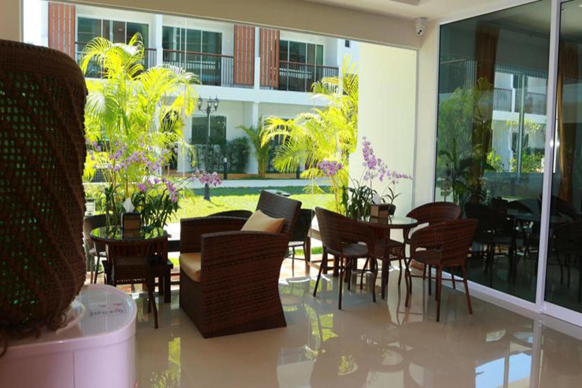 Crystal Lamai Hotel Экстерьер фото
