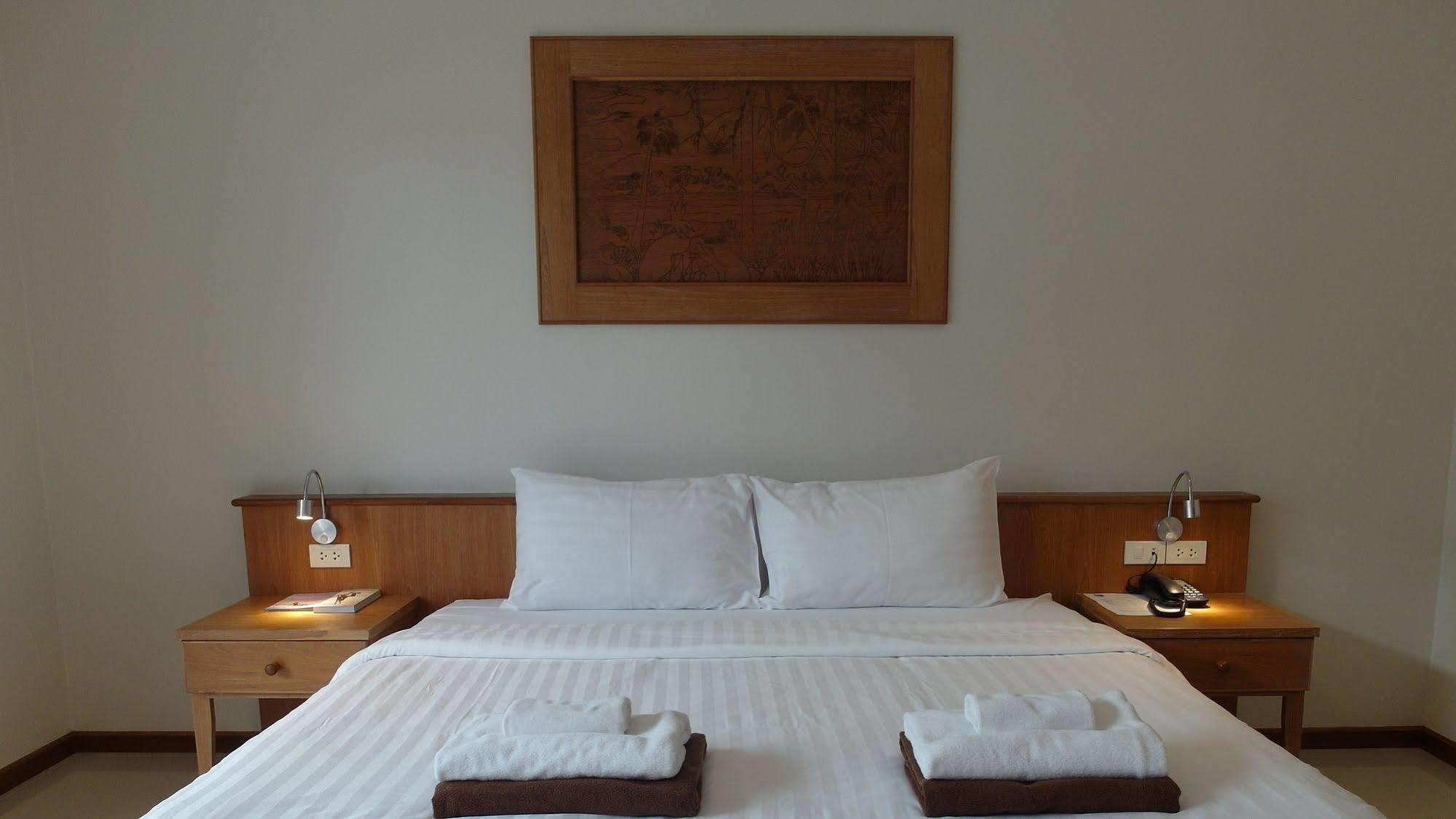Crystal Lamai Hotel Экстерьер фото